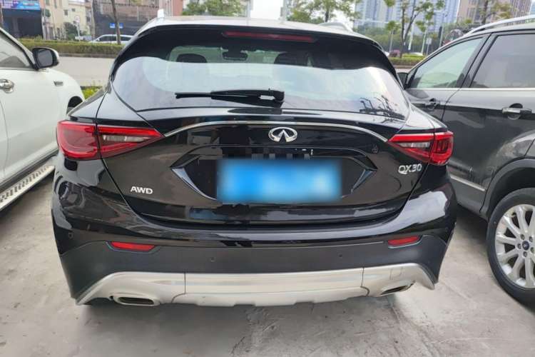 Used Infiniti QX30 2017 2.0T Four-Wheel Drive Fashion Edition