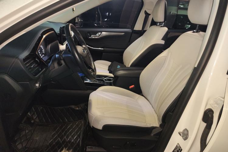 Used Ford Escape New Energy 2021 PHEV model Left Front Seat