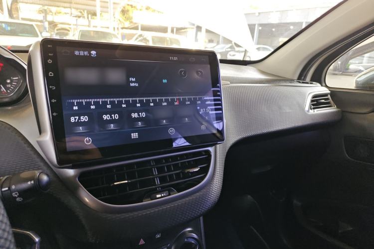 Used Peugeot 2008 2015 1.6L Automatic Playcool Edition