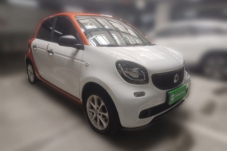 Used smart forfour 2016 1.0L 52 kW Dynamic Edition