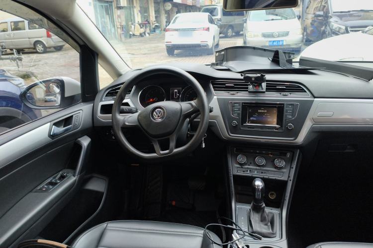 Used Volkswagen Touran 2018 Volkswagen Touran L 280TSI DSG Style Edition 7 Seats China V Emission Standard Steering Wheel
