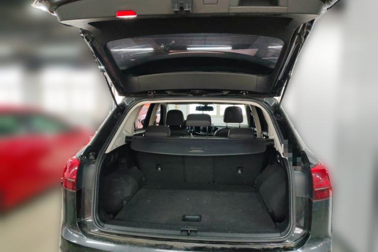 Used Volkswagen Tayron 2019 330TSI Two-Wheel-Drive Luxury Version China V Emission Standard Trunk