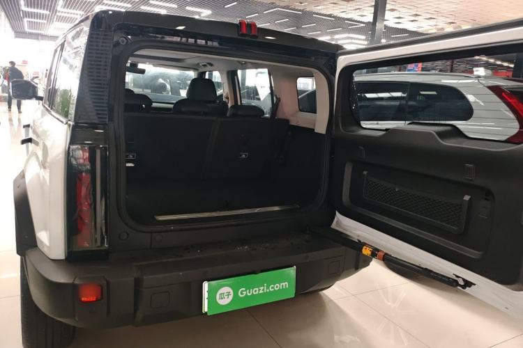 Used iCAR 03 2024 472km Four-Wheel Drive Long-Range Version Trunk