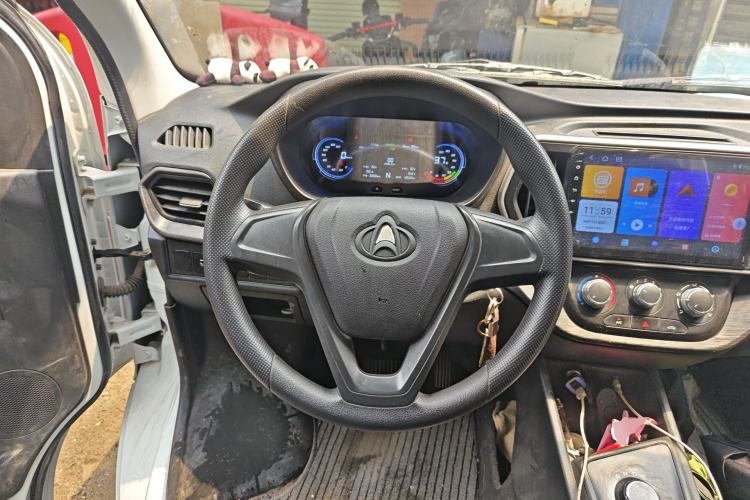 Used CHANGAN KAICHENG Ruixing EM60 2025 Passenger Version Comfort Edition 6 Seats 300 km Range Side-Hinged Doors Steering Wheel