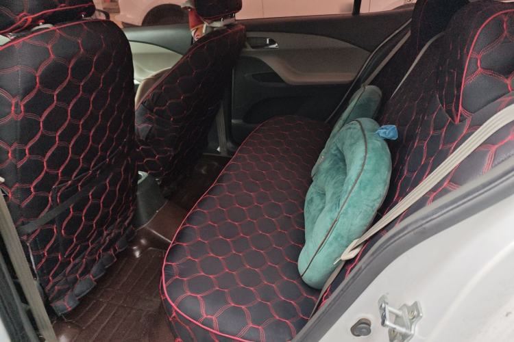 Used Chevrolet Sail 2015 Sail 3 1.5L AMT Happiness Sunroof Edition
