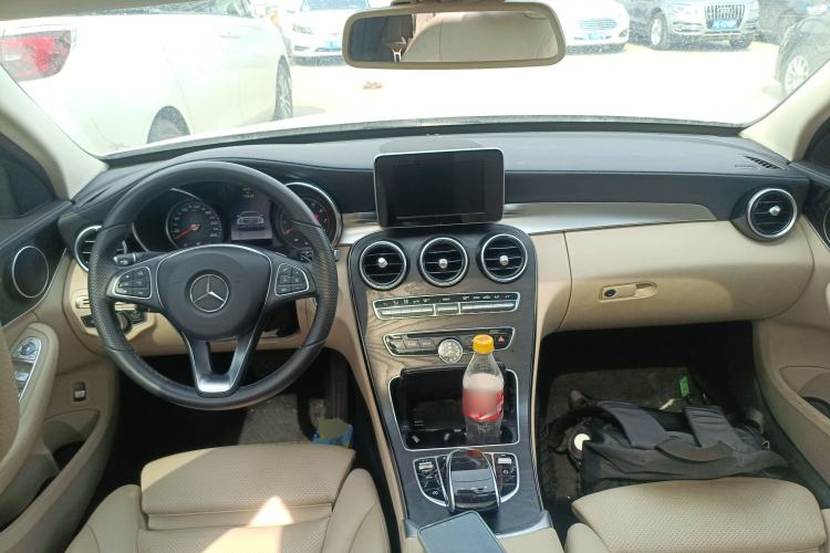 Used Mercedes-Benz C-Class 2016 C 200 L Sport Edition Center Console