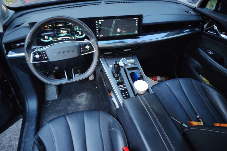 Used Roewe RX5 eMAX 2022 1.5T PHEV Fearless Prestige Edition Center Console