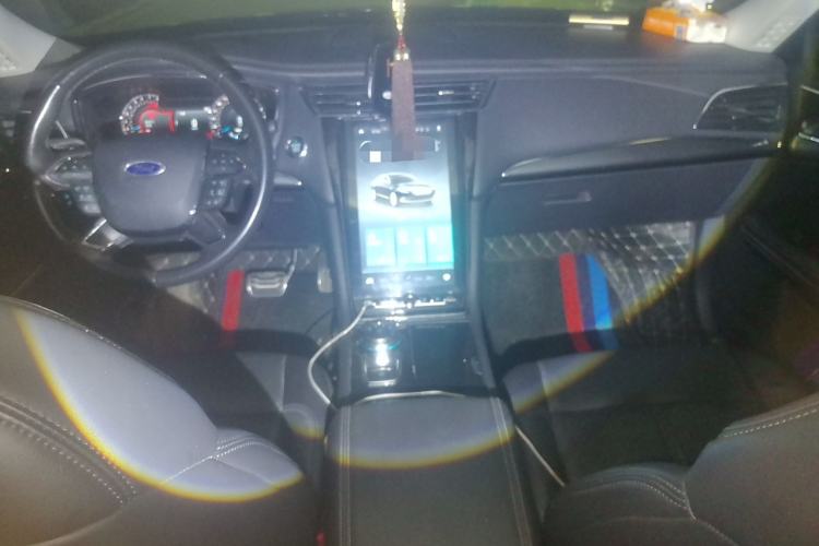 Used Ford Taurus 2019 EcoBoost 245 Premium Edition
