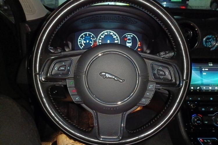 Used Jaguar XJ 2016 XJL 3.0 SC Two-Wheel-Drive Elegant Business Edition