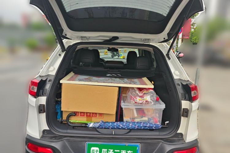 Used Jeep Cherokee 2020 2.0L Two-Wheel Drive Classic Sports Edition
