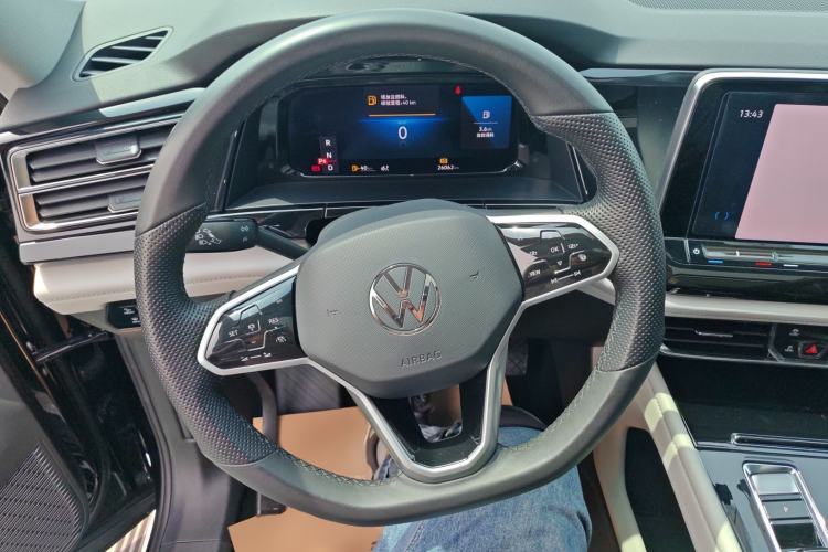 Used Volkswagen Teramont 2024 380TSI Four-Wheel Drive Prestige Luxury Edition Steering Wheel