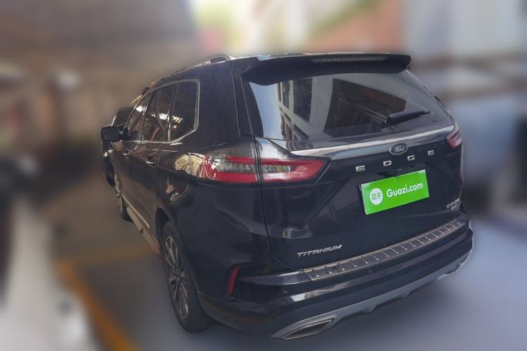 Used Ford Edge 2021 PLUS EcoBoost 245 Two-Wheel-Drive Titanium 7-Seater
