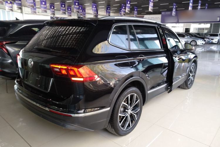 Used Volkswagen Tiguan L 2019 Revised 330TSI Automatic Two-Wheel Drive Smart & Luxury Edition China VI Standard Rear Right 45 Deg