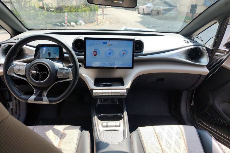 Used BYD Dolphin 2023 420 km Free Version