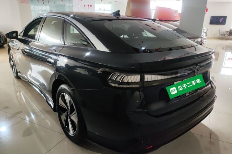 Used Volkswagen ID.7 VIZZION 2024 AIR model Rear Left 45 Deg