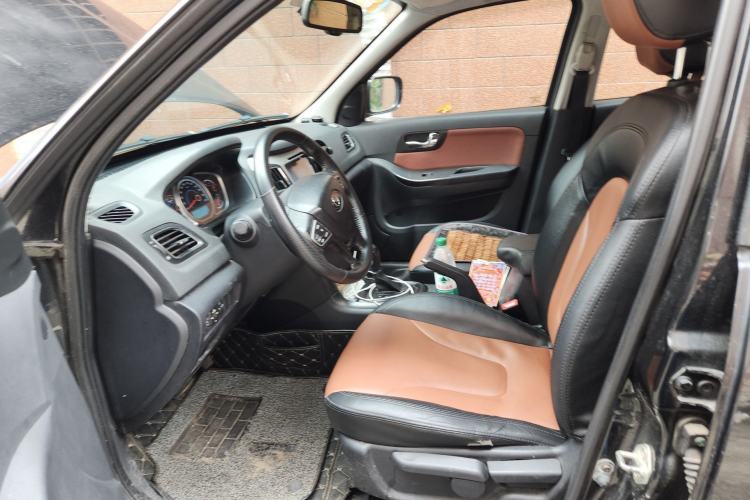 Used Haima S7 2013 2.0L Automatic ZhiShang Version
