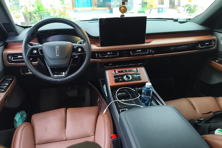 Used Lincoln Aviator 2020 3.0T V6 All-Wheel Drive Executive Version
