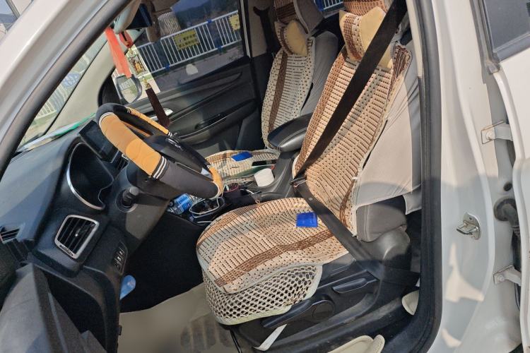 Used Baojun 730 2019 1.5L Manual Fashion Model 7-seater China VI