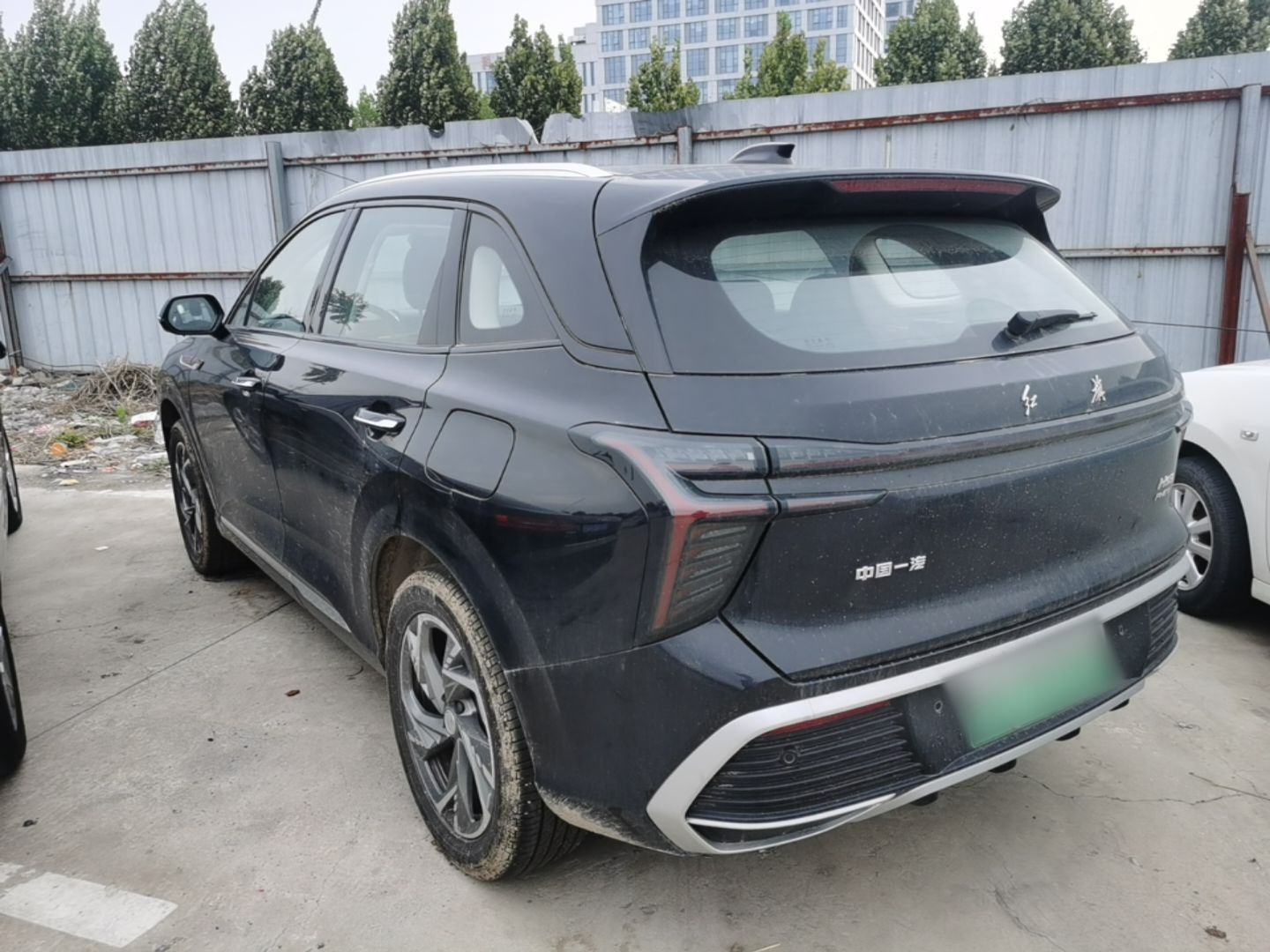 Hongqi HS3 PHEV 2025 Model 117km Jingwei Edition — снимка 4