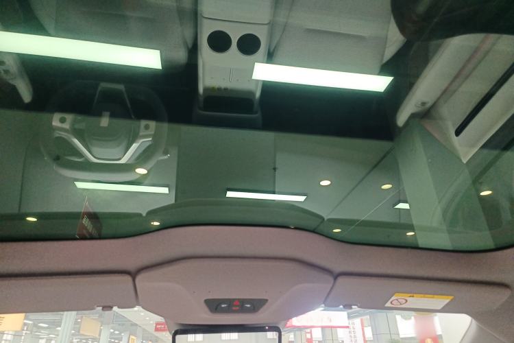 Used Avatr 06 2025 Pro Range-Extended Edition
