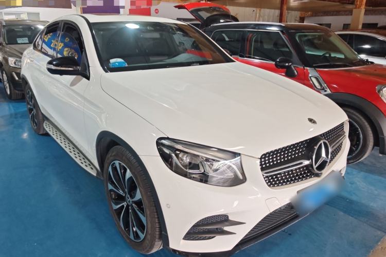 Used Mercedes-Benz GLC Coupe 2017 GLC 260 4MATIC Coupe SUV
