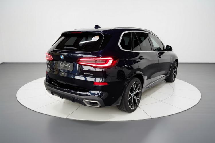 Used BMW X5 2021 xDrive40i Luxury Model with M Sport Package