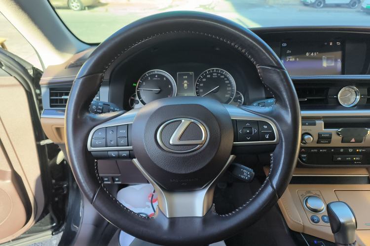 Used Lexus ES 2015 200 Elite Edition