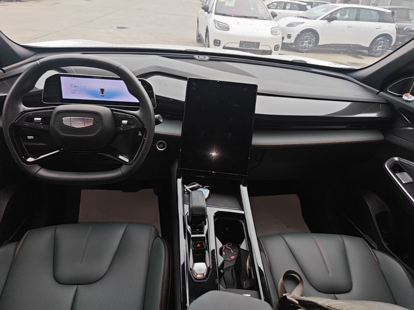 Geely Auto Emgrand X7 Sport 2024 1.5TD Dragon Edition — снимка 12