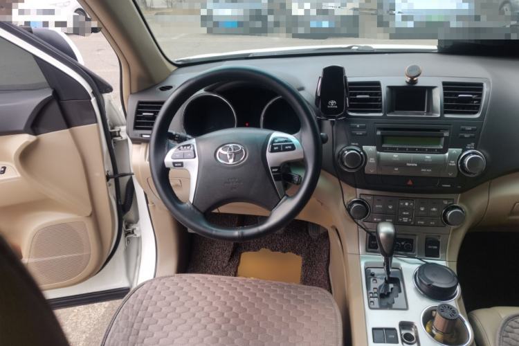 Used Toyota Highlander 2012 2.7L Two-Wheel Drive 7-Seater Luxury Edition
