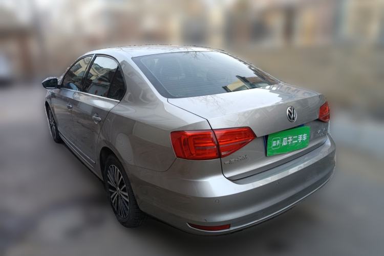 Used Volkswagen Sagitar 2017 230TSI Automatic Luxury Edition