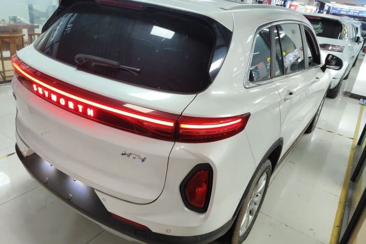 Used Skyworth HT-i 2022 1.5L PHEV 115KM Smart Drive Edition Rear Right 45 Deg