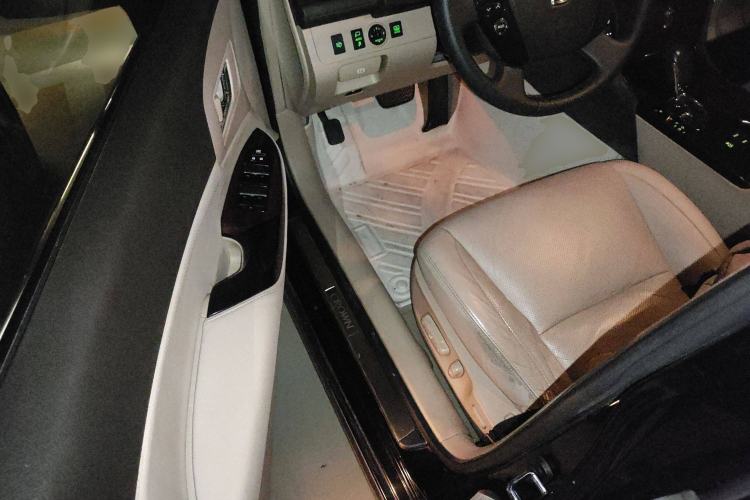 Used Toyota Crown 2010 2.5L Royal Leather Sunroof Edition