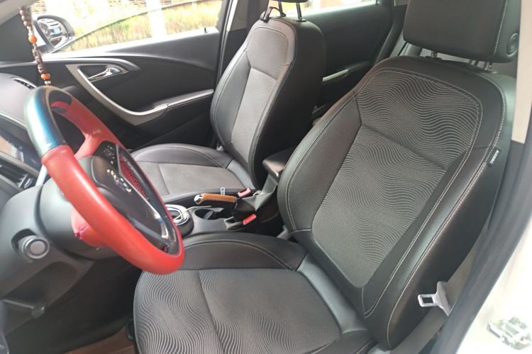 Used Buick GT 2014 XT 1.6L Automatic Fashion Edition
