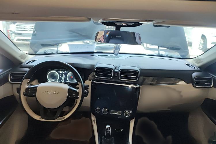 Used Lynk & Co 02 2018 1.5T DCT Two-Wheel Drive Zhaoban China V Standard