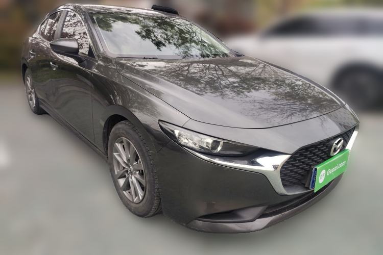 Used Mazda 3 Axela 2020 1.5L Automatic ZhiMei Edition Front Right 45 Deg