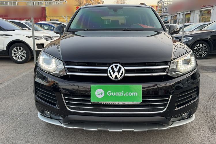 Used Volkswagen Touareg 2011 3.0 TSI Comfort Version Exterior 1