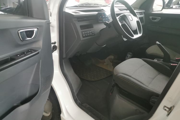 Used Farizon Xingxiang V 2023 V6E Zhonghang Lithium Battery 38.64kWh Value Edition