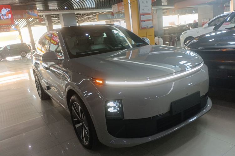 Used Li Auto L6 2024 Pro Model Exterior 1