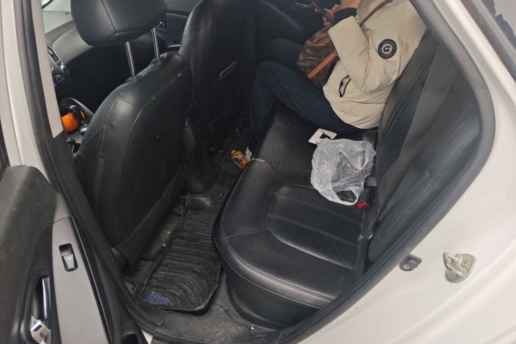 Used Hyundai ix35 2013 2.0L Automatic Two-Wheel Drive Leading GLX China V Emission Standard
