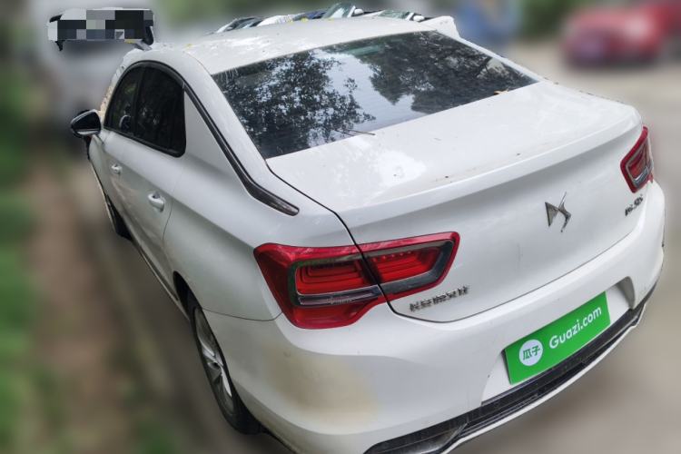 Used DS 5LS 2014 1.8L automatic Comfort version VTi140