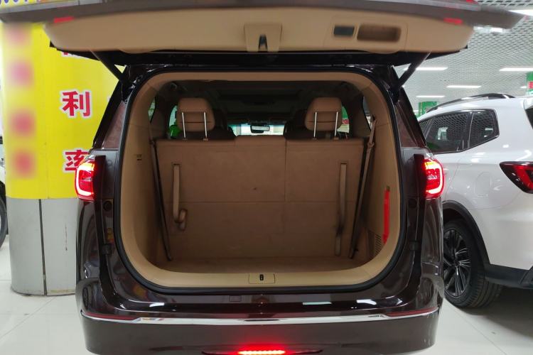 Used Buick GL8 2021 ES Landtrek 653T Luxury Model
