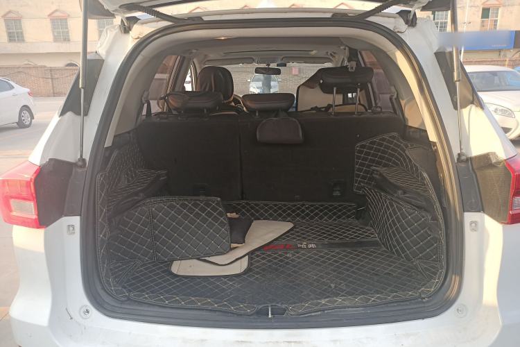 Used Haval M6 2018 1.5T Manual Two-Wheel Drive Elite Model Trunk