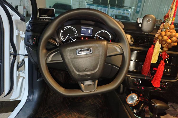 Used Qoros 3 2018 Sedan 1.6L Automatic Luxury Model