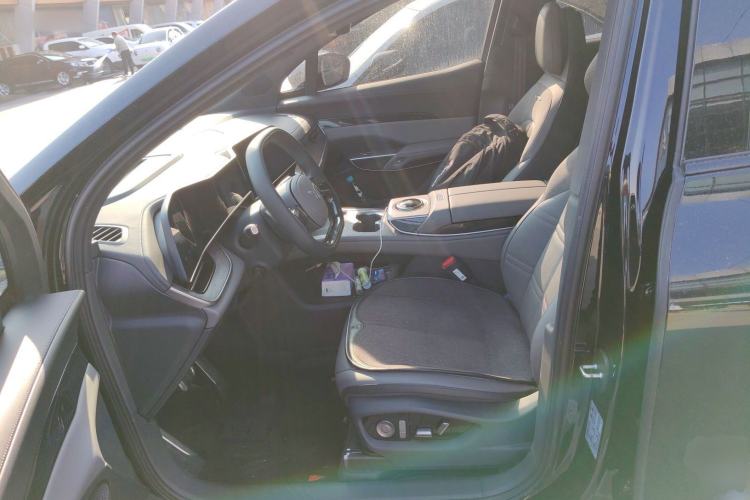 Used Hongqi Tiangong 08 2025 680 Ultra Four-Wheel-Drive Version Left Front Seat