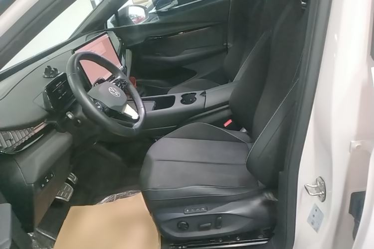 Used Volkswagen ID.UNYX 2024 Revised Pro Long-Range Version
