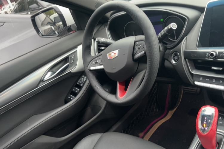 Used Cadillac CT5 2021 28T Luxury Model Interior 2