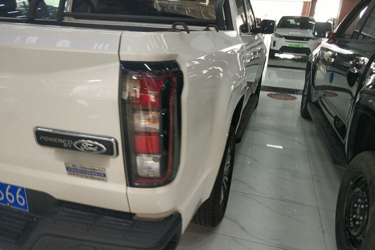 Used JMC DaDao 2023 All-Purpose Model 2.3T Diesel Automatic Two-Wheel Drive Standard Wheelbase Comfort Edition