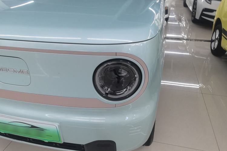 Used Geely Galaxy Panda 2023 Panda Mini 200km Endurance Bear Left Front Headlight
