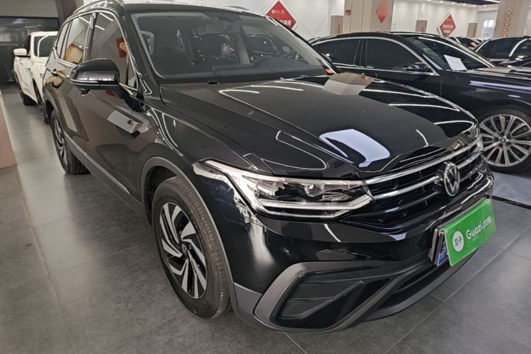 Used Volkswagen Tiguan L 2024 Outstanding Model 300TSI Automatic Two-Wheel Drive Longteng Edition Front Right 45 Deg