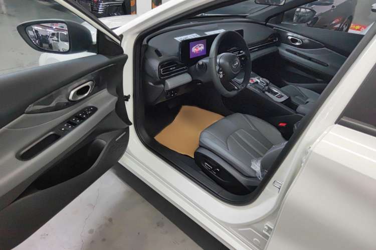 Used GAC Trumpchi EMPOW 2024 270T DCT Yingbao S Edition